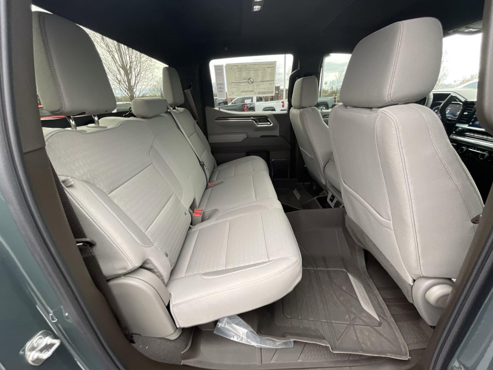 2025 Chevrolet Silverado 1500 Vehicle Photo in BENTONVILLE, AR 72712-4322