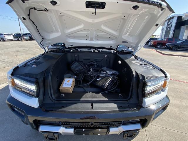 2025 GMC HUMMER EV SUV Vehicle Photo in Greenville, TX 75402
