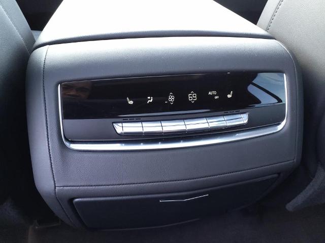 2022 Cadillac Escalade ESV Vehicle Photo in SMITHTOWN, NY 11787-5023