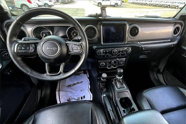 2021 Jeep Gladiator Vehicle Photo in TOPEKA, KS 66609-0000