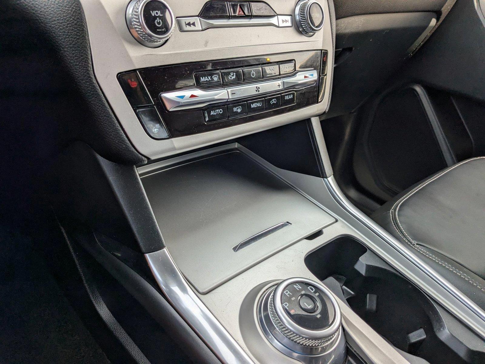 2023 Ford Explorer Vehicle Photo in St. Petersburg, FL 33713
