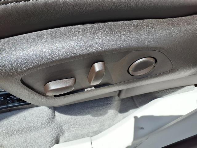 2024 GMC Acadia Vehicle Photo in ROXBORO, NC 27573-6143