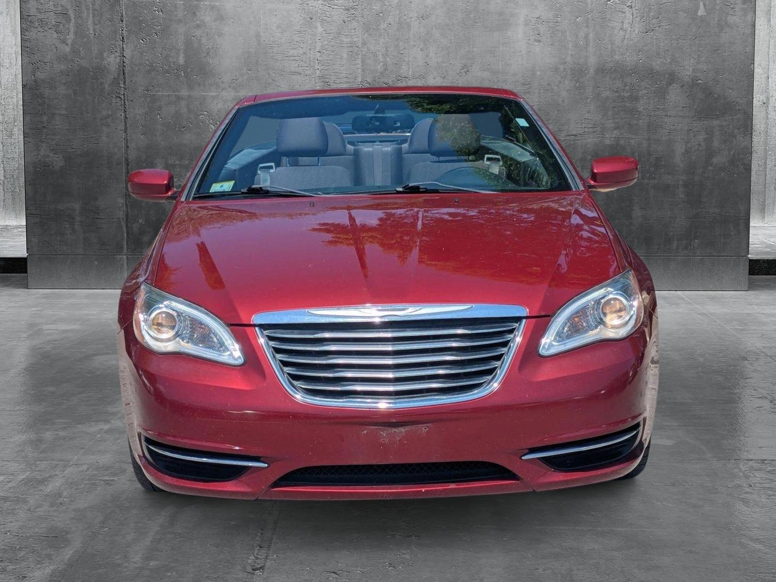 2014 Chrysler 200 Vehicle Photo in GREENACRES, FL 33463-3207