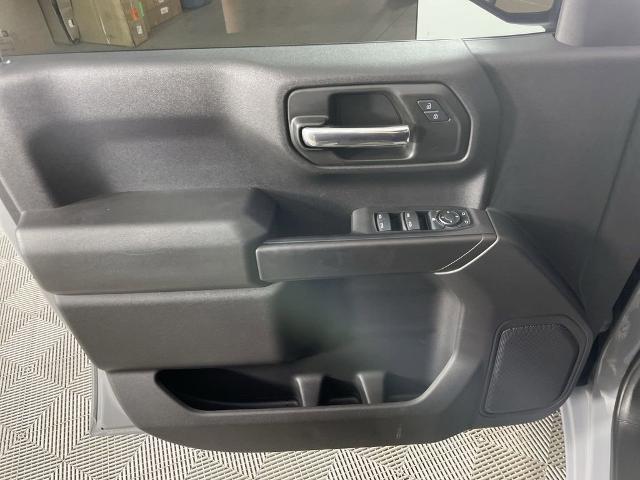 2025 GMC Sierra 1500 Vehicle Photo in GILBERT, AZ 85297-0402