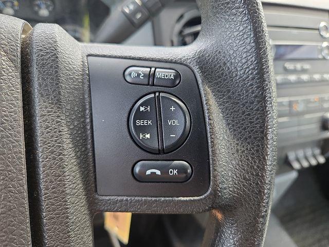 2015 Ford Super Duty F-350 SRW Vehicle Photo in WATERTOWN, CT 06795-3318