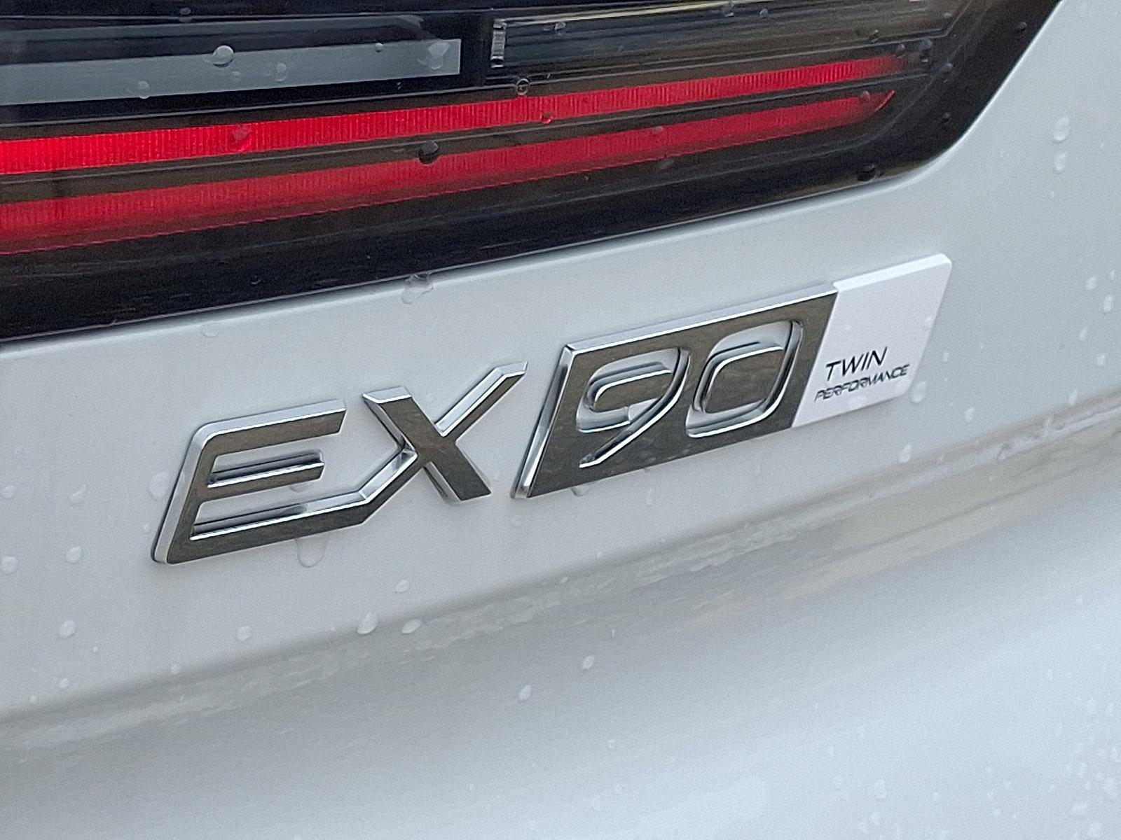 2025 Volvo EX90 Vehicle Photo in Trevose, PA 19053