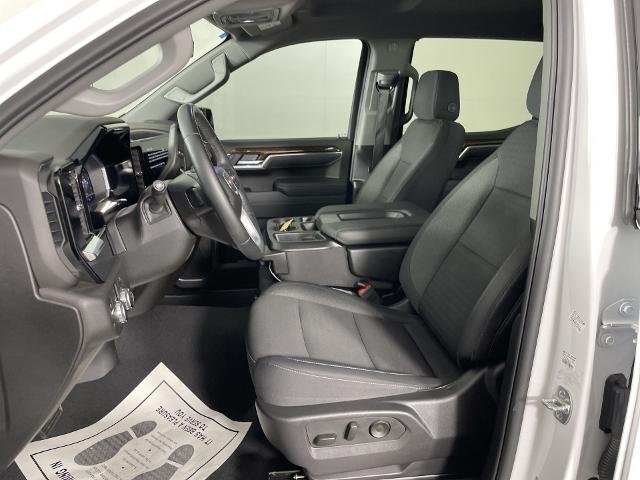 2025 GMC Sierra 1500 Vehicle Photo in GILBERT, AZ 85297-0402
