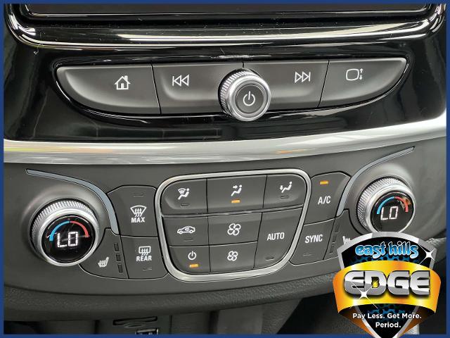 2022 Chevrolet Traverse Vehicle Photo in Roslyn, NY 11576