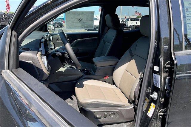 2025 Chevrolet Colorado Vehicle Photo in INDEPENDENCE, MO 64055-1314