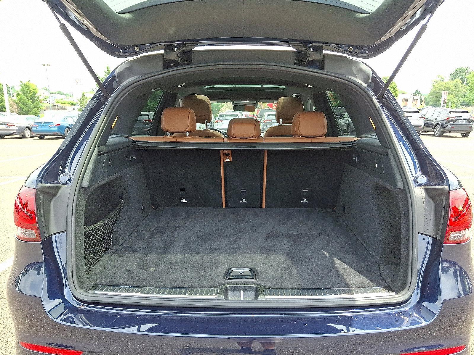 2022 Mercedes-Benz GLC Vehicle Photo in Trevose, PA 19053