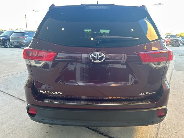 2017 Toyota Highlander Vehicle Photo in Grapevine, TX 76051