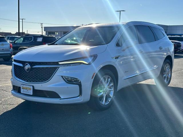 2023 Buick Enclave Vehicle Photo in COLUMBIA, MO 65203-3903