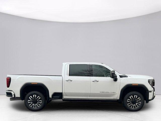 2025 GMC Sierra 2500 HD Vehicle Photo in LEOMINSTER, MA 01453-2952