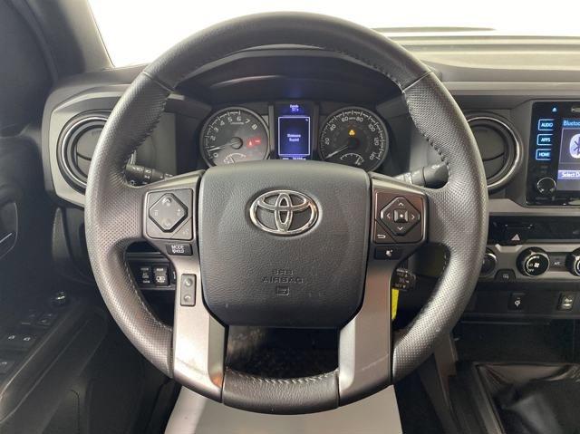 2017 Toyota Tacoma Vehicle Photo in MEDINA, OH 44256-9001