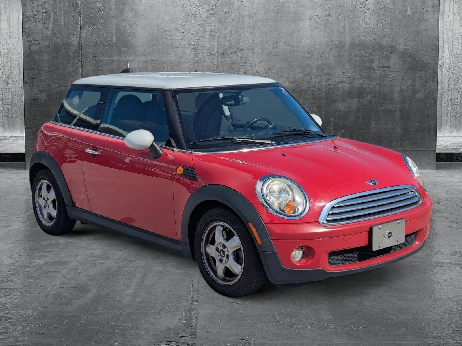 2009 MINI Cooper Hardtop 2 Door Vehicle Photo in Delray Beach, FL 33444