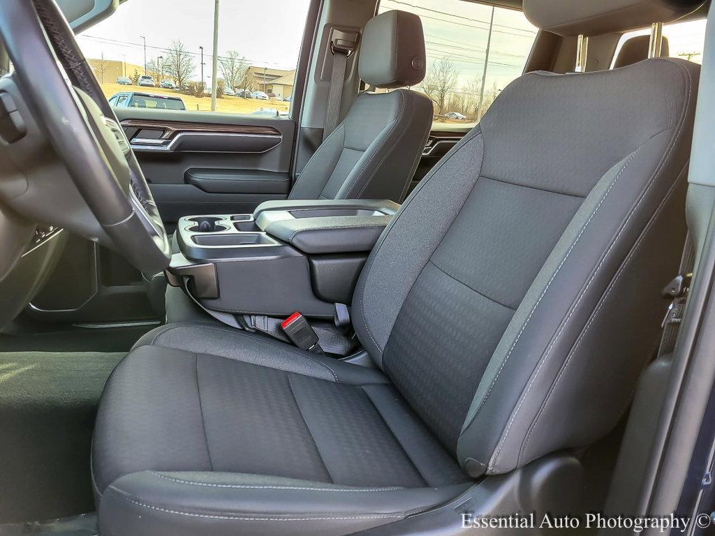 2022 Chevrolet Silverado 1500 Vehicle Photo in AURORA, IL 60503-9326