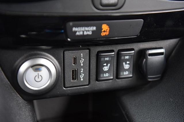 2024 Nissan LEAF Vehicle Photo in Ballwin, MO 63011
