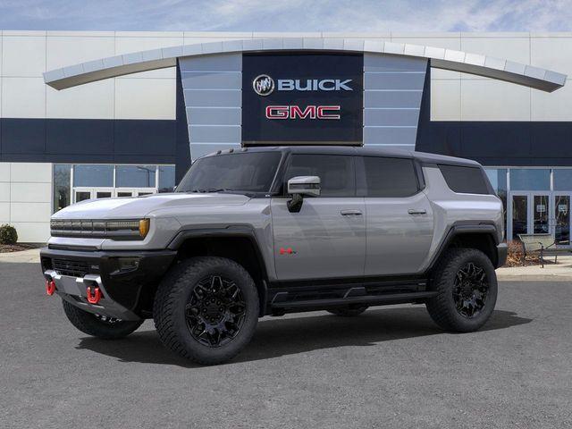 2025 GMC HUMMER EV SUV Vehicle Photo in DANBURY, CT 06810-5034