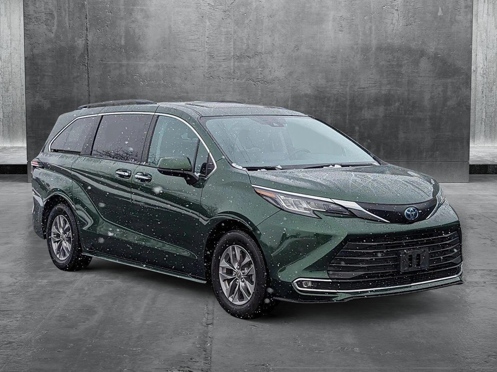 2023 Toyota Sienna Vehicle Photo in Spokane Valley, WA 99212