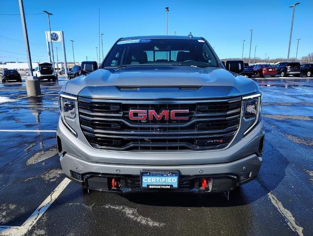 2024 GMC Sierra 1500 Vehicle Photo in GREEN BAY, WI 54304-5303