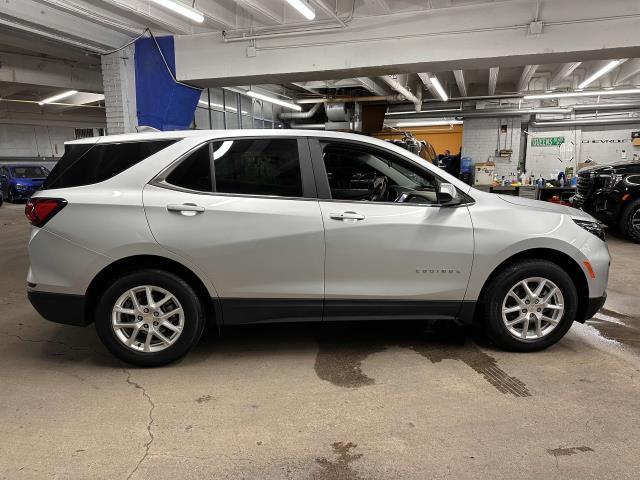 Used 2022 Chevrolet Equinox LT with VIN 3GNAXKEV0NL274378 for sale in Roslyn, NY