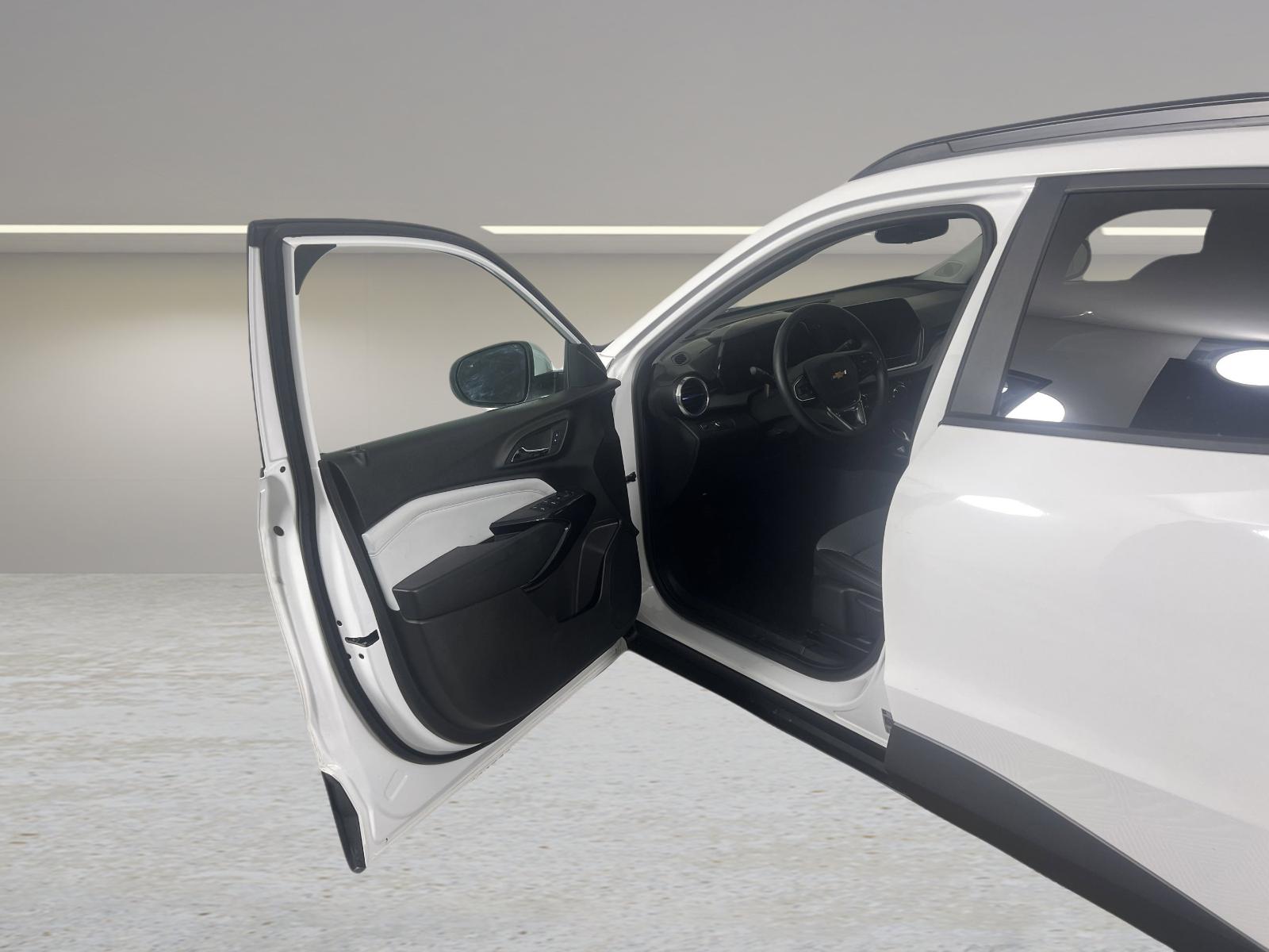 2025 Chevrolet Trax Vehicle Photo in GEORGETOWN, TX 78626-7508