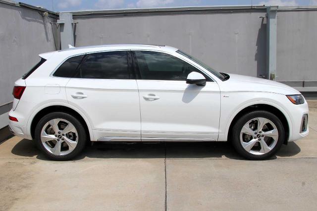 2023 Audi Q5 Vehicle Photo in SUGAR LAND, TX 77478