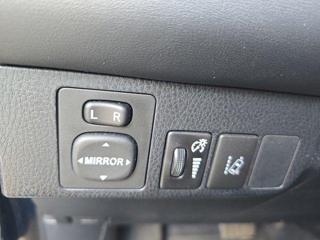 2017 Toyota RAV4 Hybrid Vehicle Photo in Pleasant Hills, PA 15236