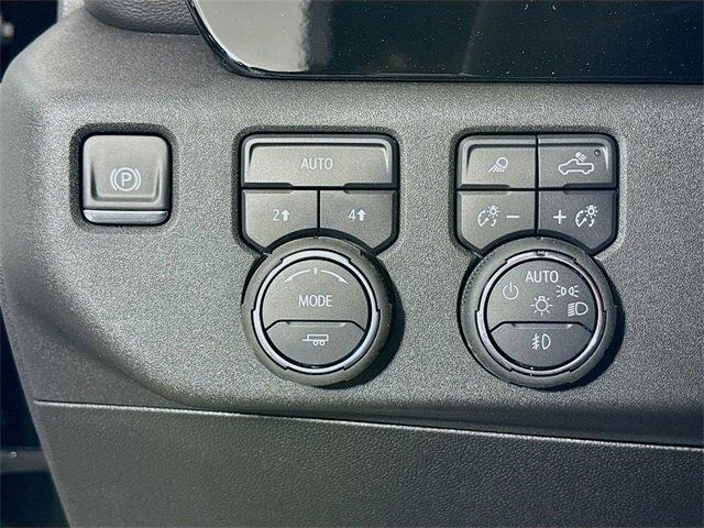 2025 Chevrolet Silverado 1500 Vehicle Photo in PUYALLUP, WA 98371-4149