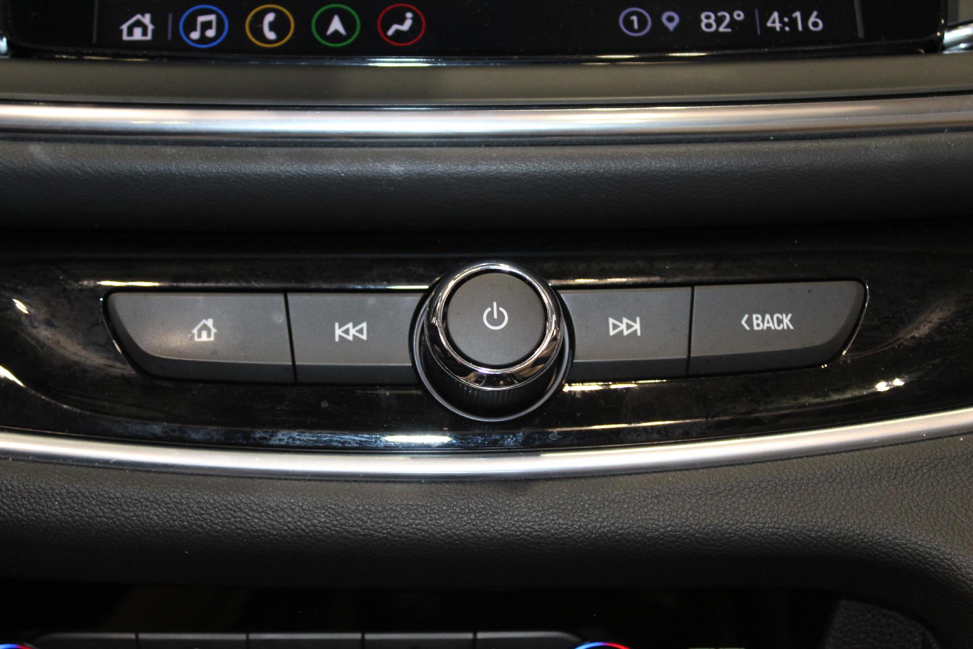 2022 Buick Enclave Vehicle Photo in NORTHAMPTON, MA 01060-1120