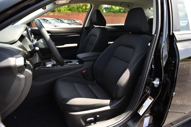 2025 Nissan Altima Vehicle Photo in Ballwin, MO 63011