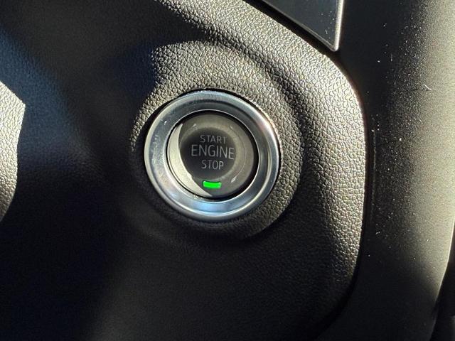 2025 GMC Sierra 3500 HD Vehicle Photo in COLUMBIA, MO 65203-3903