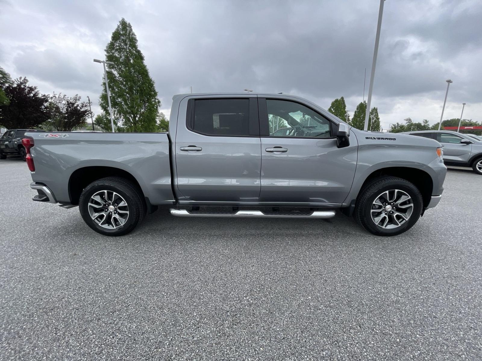 2025 Chevrolet Silverado 1500 Vehicle Photo in BENTONVILLE, AR 72712-4322