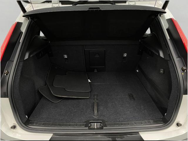 2019 Volvo XC40 Vehicle Photo in Appleton, WI 54913