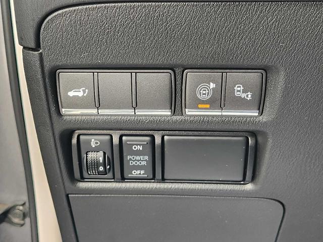 2017 INFINITI QX80 Vehicle Photo in DALLAS, TX 75209