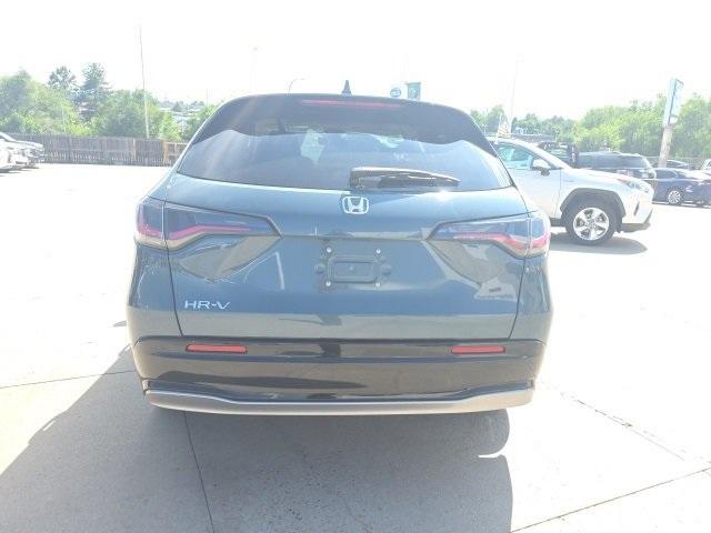 2024 Honda HR-V Vehicle Photo in ENGLEWOOD, CO 80113-6708