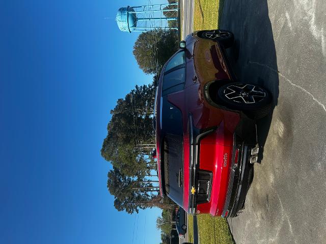 View vehicle photo 6