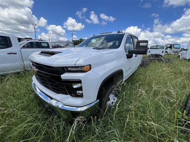 2024 Chevrolet Silverado 3500 HD Vehicle Photo in ALCOA, TN 37701-3235