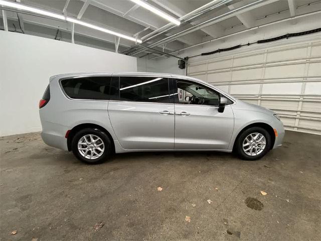 2023 Chrysler Pacifica Vehicle Photo in PORTLAND, OR 97225-3518