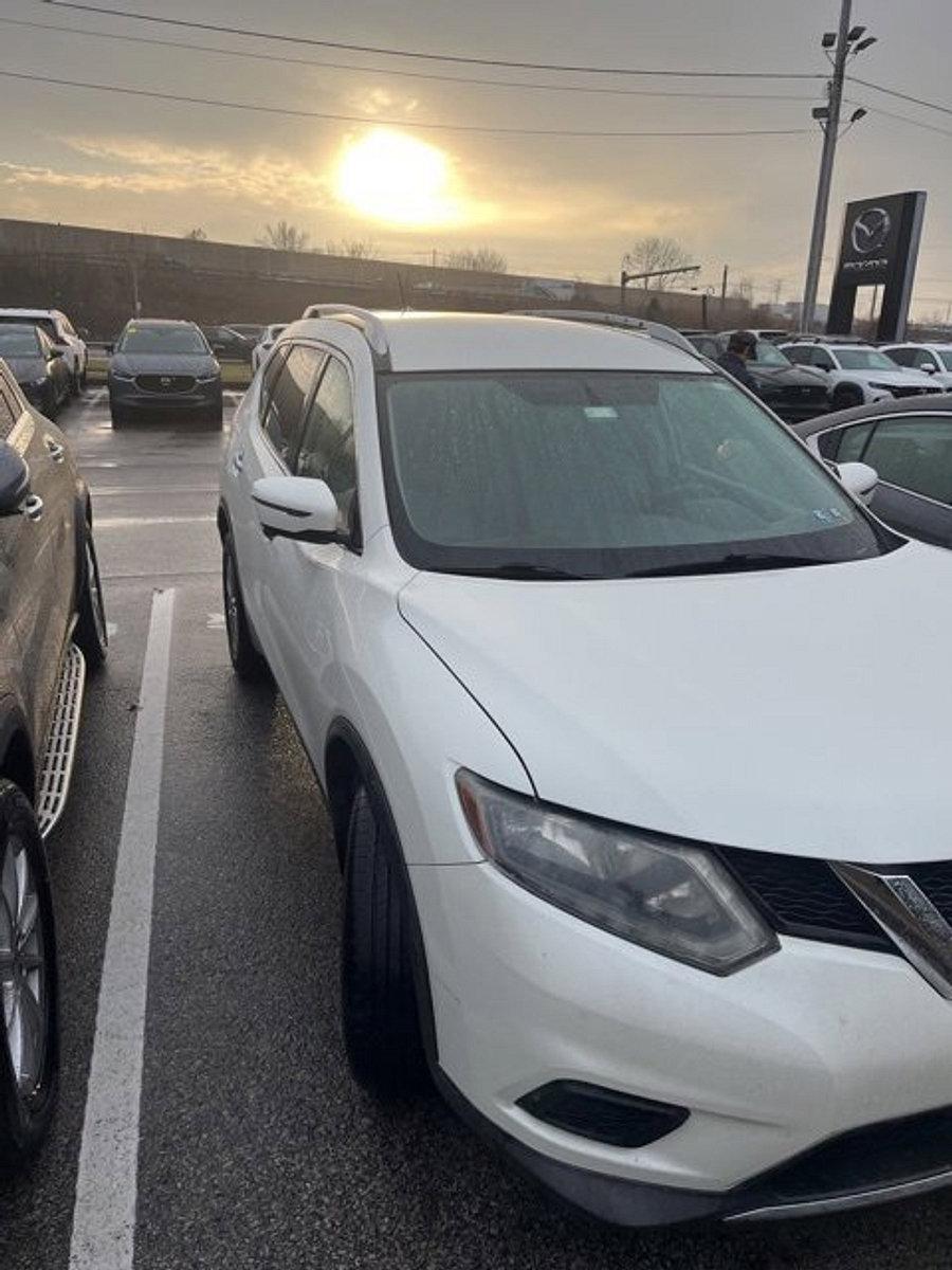 2016 Nissan Rogue Vehicle Photo in Trevose, PA 19053