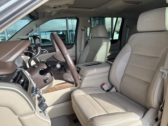 2018 GMC Yukon XL Vehicle Photo in MANHATTAN, KS 66502-5036