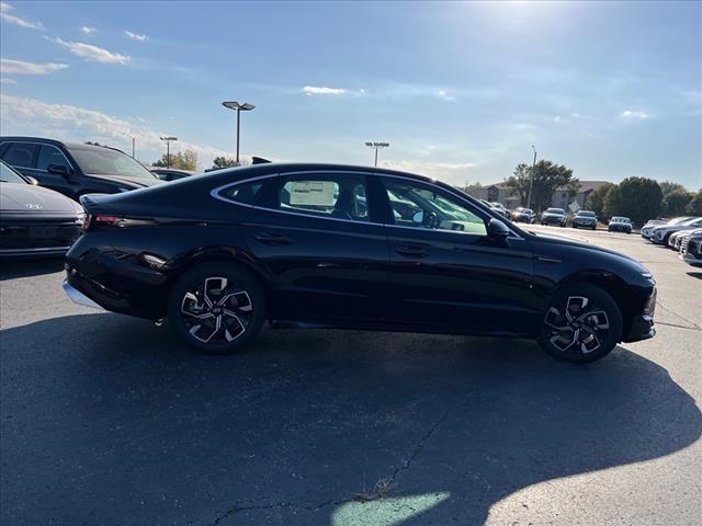 2025 Hyundai SONATA Vehicle Photo in Shiloh, IL 62269