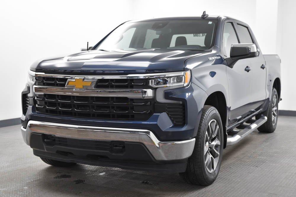 2022 Chevrolet Silverado 1500 Vehicle Photo in AKRON, OH 44303-2185