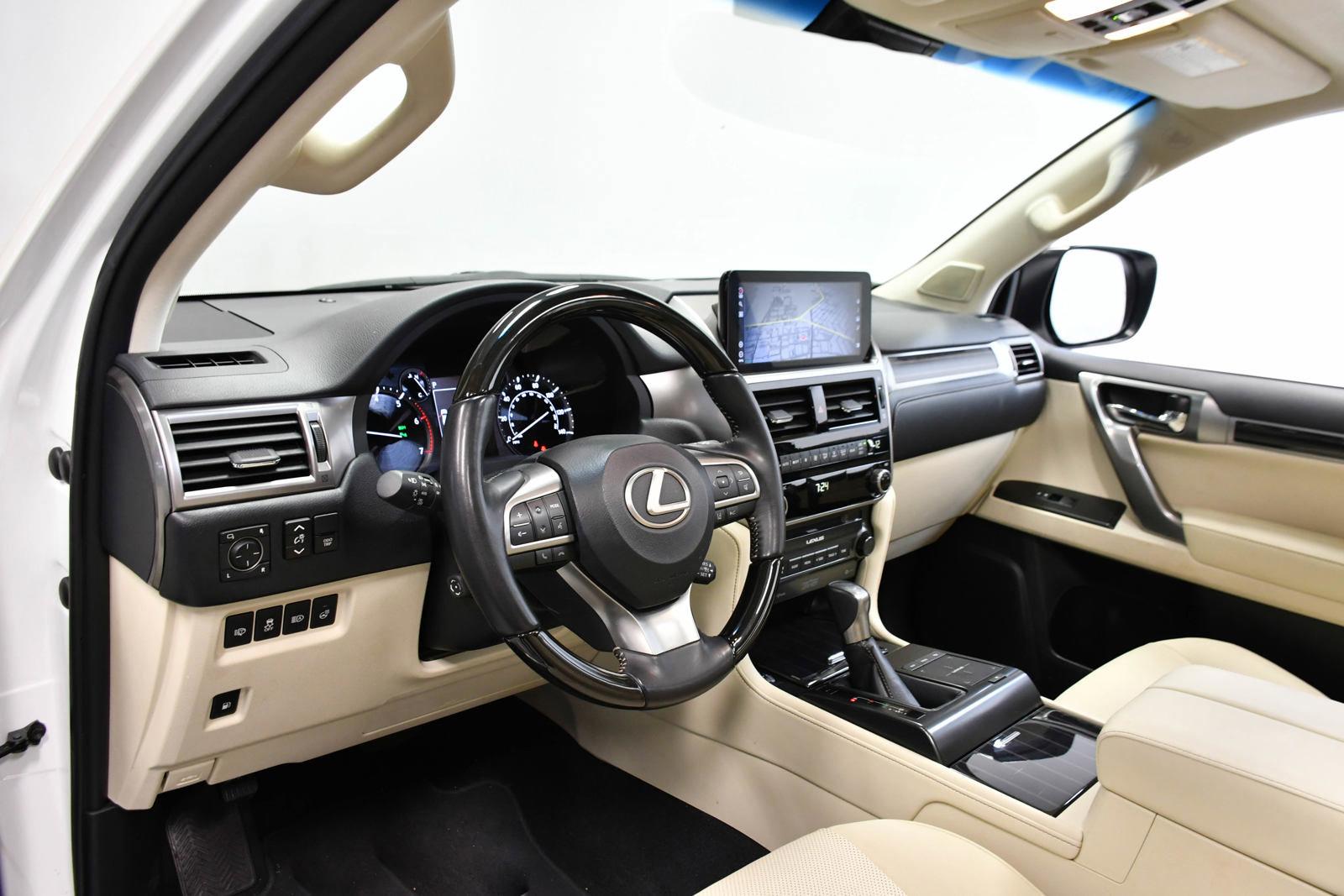 2023 Lexus GX 460 Vehicle Photo in DALLAS, TX 75235