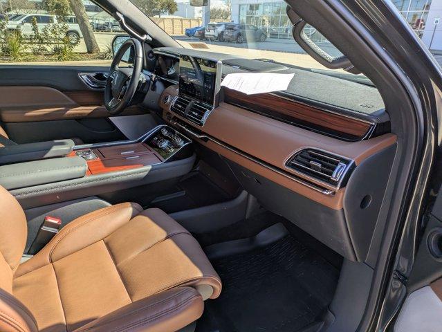 2024 Lincoln Navigator Vehicle Photo in SELMA, TX 78154-1460