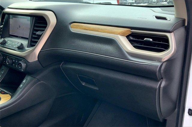 2017 GMC Acadia Vehicle Photo in KANSAS CITY, MO 64114-4502