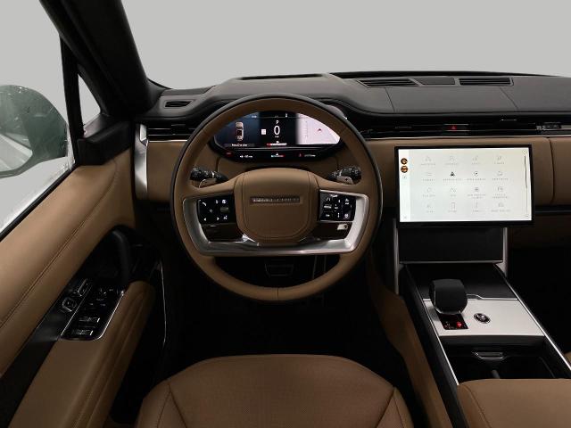 2025 Range Rover Vehicle Photo in Appleton, WI 54913