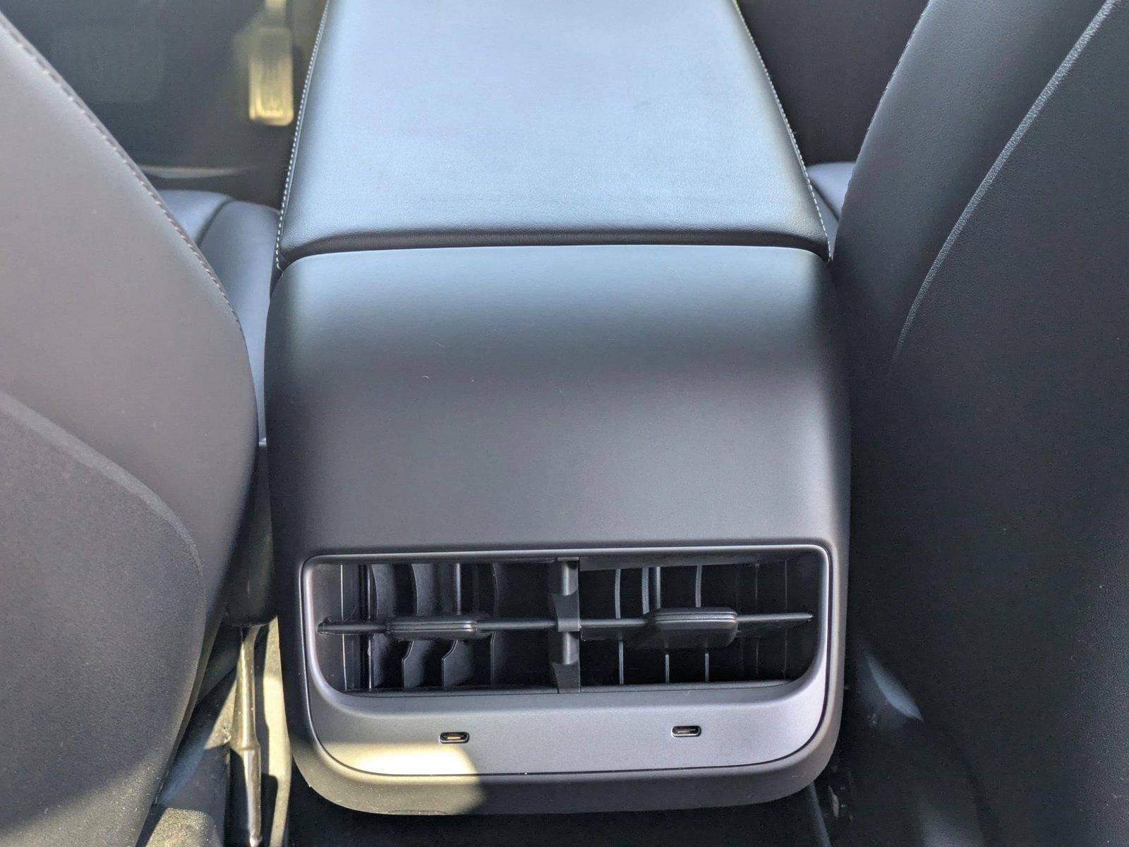 2021 Tesla Model Y Vehicle Photo in Sarasota, FL 34231