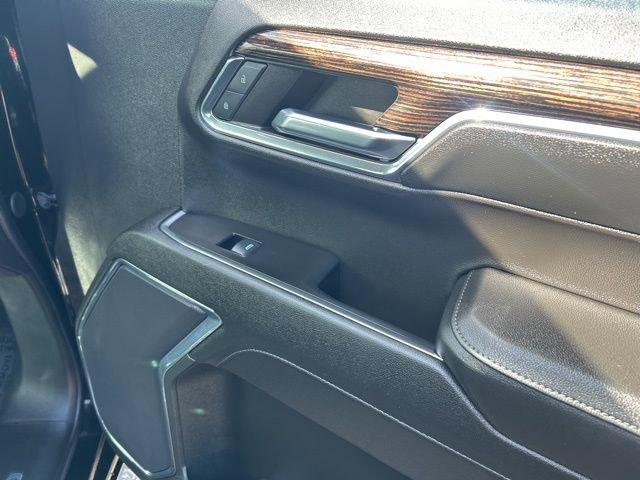 2024 GMC Sierra 1500 Vehicle Photo in MEDINA, OH 44256-9631