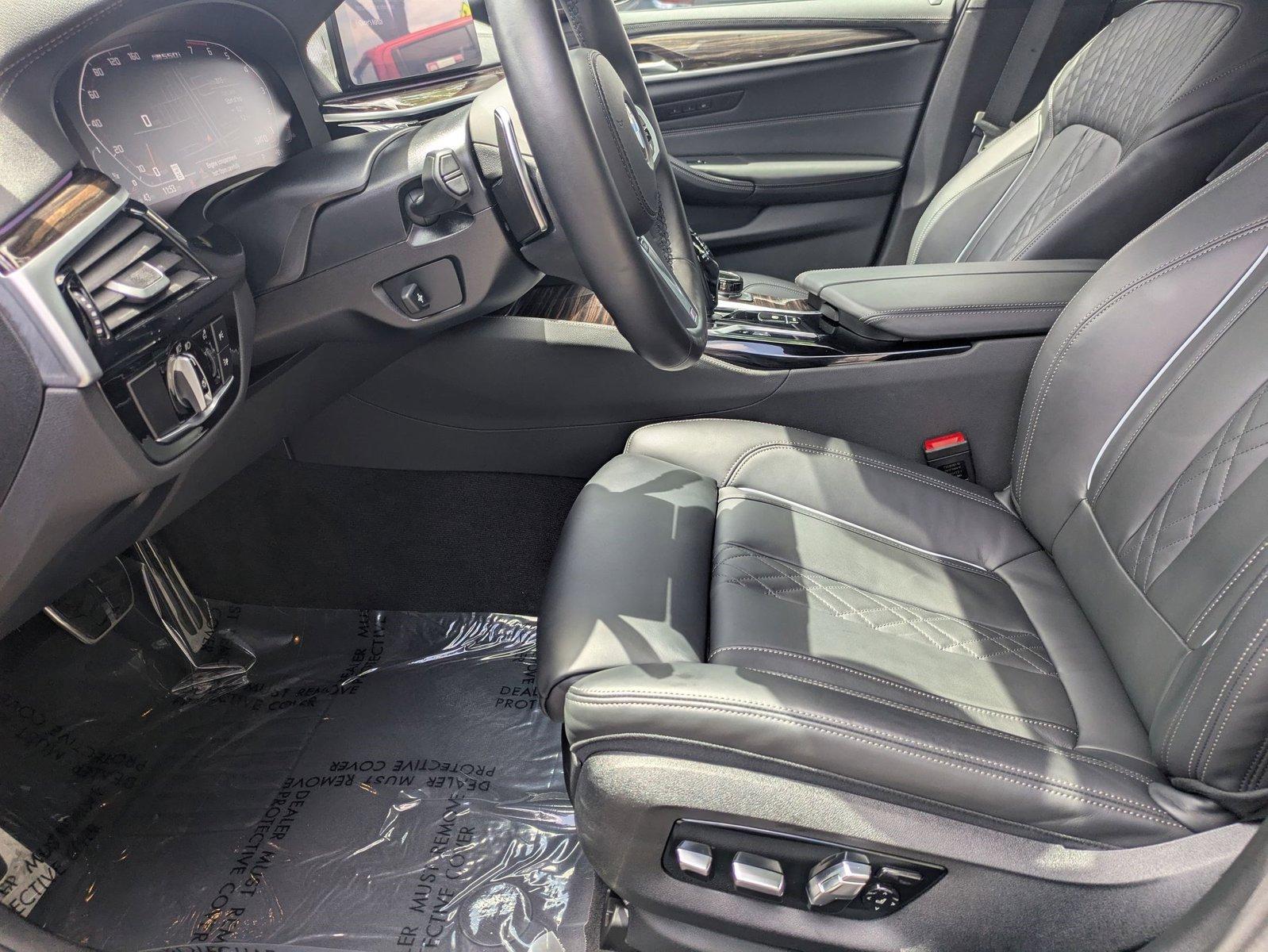 2023 BMW 5 Series Vehicle Photo in GREENACRES, FL 33463-3207